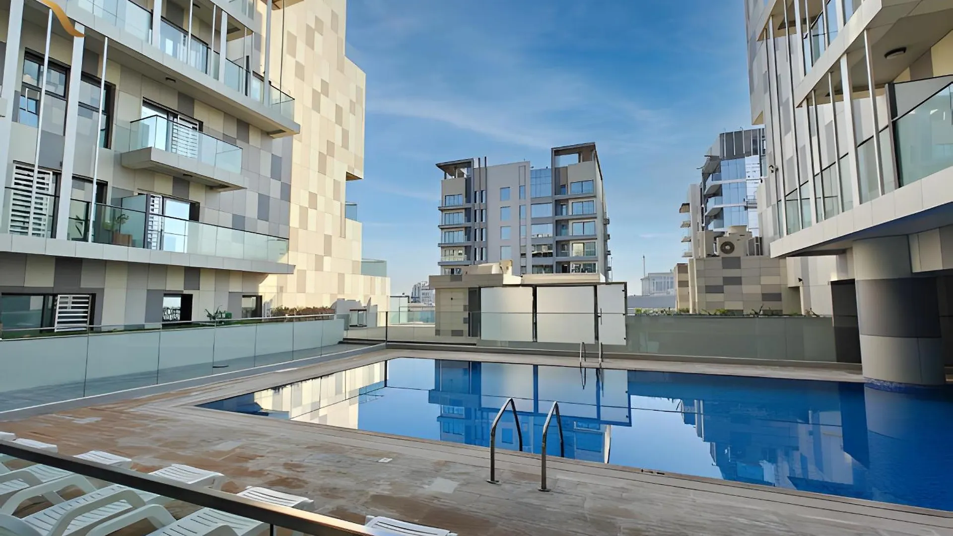 Appartamento Al Raha Bliss Luxe 2Br Coastal Retreat Abu Dhabi